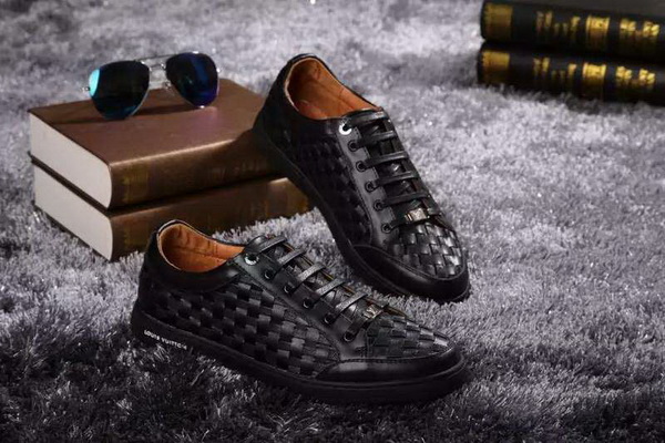 LV Fashion Casual Shoes Men--080